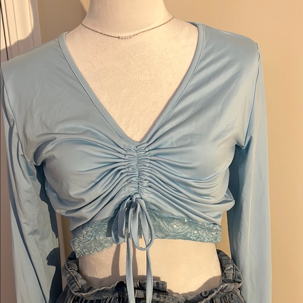 ROMWE Blue Crop Top with Ruched Tie Front and V-Neckline